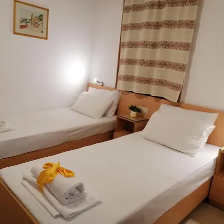 Fofi Apartment *